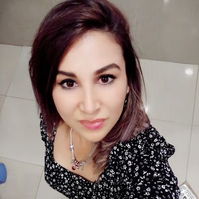 aynura_kalaeva's profile picture. 