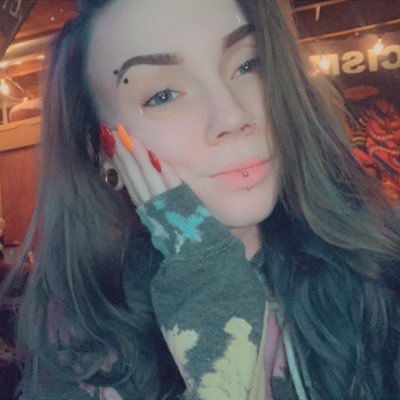 krxssxmxrxx's profile picture. dog mom 🐶  333 | 919