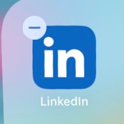 MierdasLinkedin's profile picture. Todo real. O eso dicen ellos.