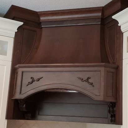 Over 22 years experience and 14 years as a Registered Interior Designer. Contact me at Homestead Woodworks for your custom cabinetry needs. karen@hsww.ca.