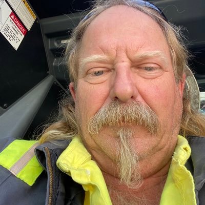 gregbot5's profile picture. 50s man SATX Message me I follow MAGA 🇺🇸🇺🇸🇺🇸 TRUMP 2020  God save us from the liberal assholes