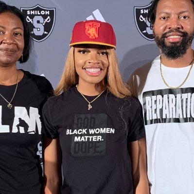 Philliking30's profile picture. God first🙏🏽4.0 GPA| Tuskegee WBB Commit🏀