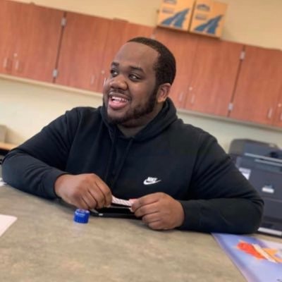 RellBurns's profile picture. 