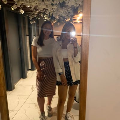 laura_barlow97's profile picture. 