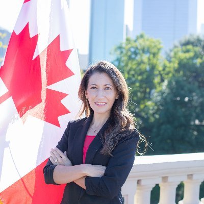 Trade Commissioner Assistant at Consulate of Canada - Houston. Outdoor enthusiast. ❤ languages, culture & music.