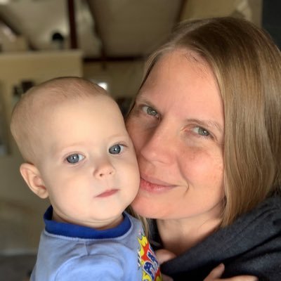 clickinhappy's profile picture. Program Director for MonarchAcademy  Home Educator, Nature fueled, Curiosity Driven. Blossom & Root, Wild and Free 💛Yellow is my spirit color💛