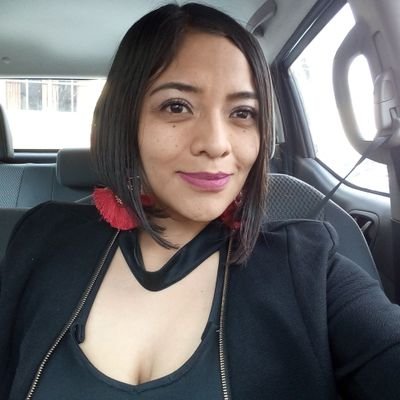 La felicidad la llevas dentro de tí, ¿qué haces buscando fuera?. 🤗👣💚