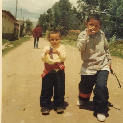 Politólogo @pucp 🇵🇪 | Coordinador de Programas en @recambio |Café, música y libros | Investigo sobre la democracia para defenderla. Tweets personales