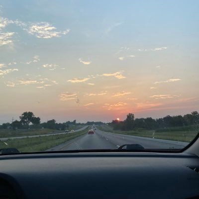 22 year old just trying to stay active in life, meet new people, live life to the fullest while exploring the world around me and exploring myself