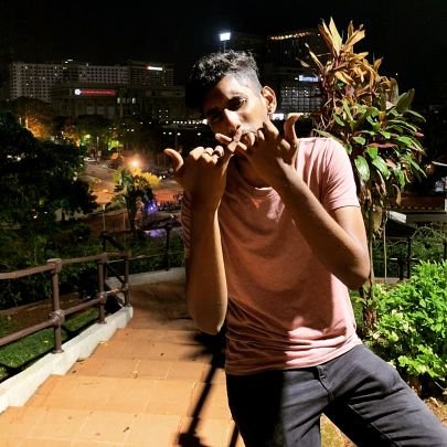 kubheren_'s profile picture. idk