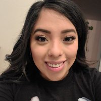 Yesenia(@yesigh10) 's Twitter Profile Photo