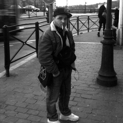 1somniak1's profile picture. #Beatmaker, #Producteur, aime parler de tout, rigoler, s'informer.