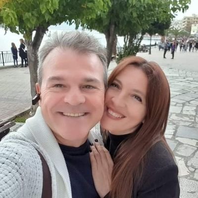 Paraske98207939's profile picture. 