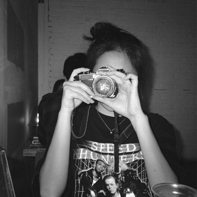 uniqlhooo's profile picture. 