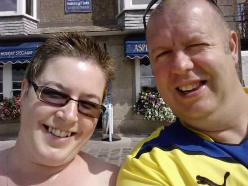 Mick66Owl's profile picture. MASSIVE Owls fan. Loves a pint or two mmmmm beer