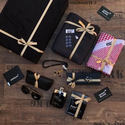 ‏نحن دائما على استعداد باستقبال طلباتكم 
دمتم بخير🌸💜