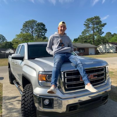New Twitter || God First || Physical Educator || Sports Fanatic