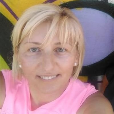 Lifelong learner. Profe d'Anglés i Valencià de Secundària.
M'estime la meua llengua.
Tutora 2ESO
Ensenyar, aprenenent. Aprendre, ensenyant. Educar en valors.