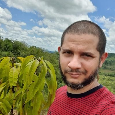 Esposo de La Reyna, papa de ACA&Mary Biólogo. #SiempreHaciaAdelante
Cada día aprendiendo