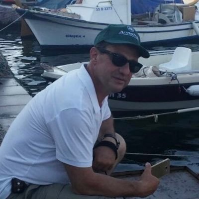 Canefe9393's profile picture. İşletme, İktisat, Finans, SMMM, Doğa ve hayvan sever. 💛💙#fenerbahce