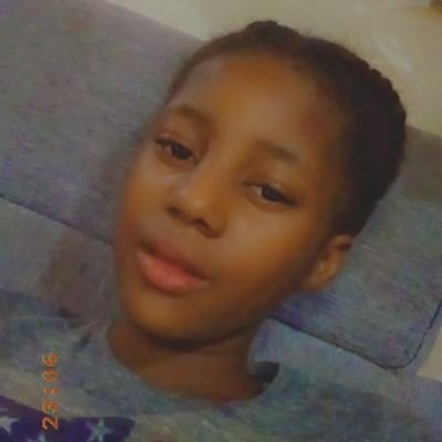 OfficielAsmary1's profile picture. j'ai tellement cherché des gens, pour les soulever il faut des gants