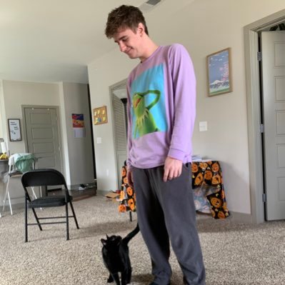 TwK0101's profile picture. Roxanne said she would date me