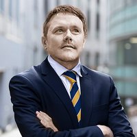 Julian Backhouse (@joolzbee) 's Twitter Profile