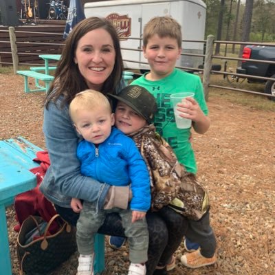 Wife to Blake, mom to 3 super cute boys, counselor @ AHS- very blessed :)