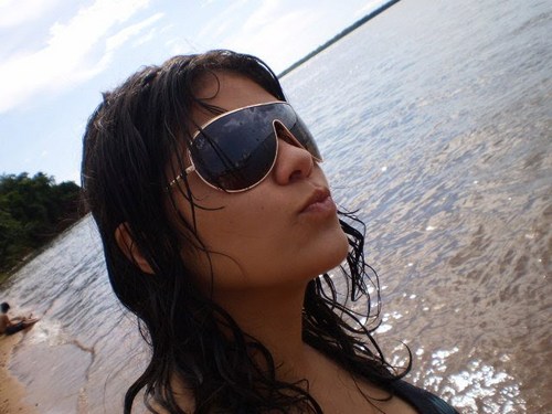 A menina que se tornou Melher ,Cheias de sonhos,e com um sentimento Muito doido Poor Algueem...Apaixonada.Ciumenta demais...