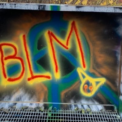 richard95325467's profile picture. 