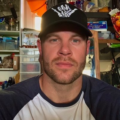 BobbyErskine42's profile picture. Former Footballer. Catholic. Med Device Sales. #BTC