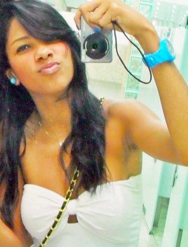 Eu quero mais é curtir, ver o sol brilhar
e o sorriso se abrir..