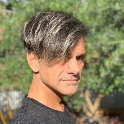 Husband of 1, father of 1, VP of UXD @virtahealth. I could not be prouder of all 3!