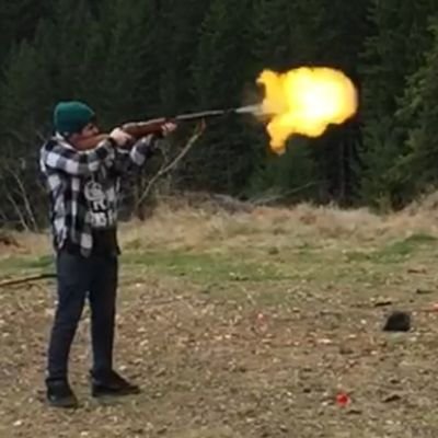 Vegas local, born and raised in the PNW. Nerd on all levels. Aspiring streamer just tryin to enjoy games with friends. https://t.co/a1hehEYT6W