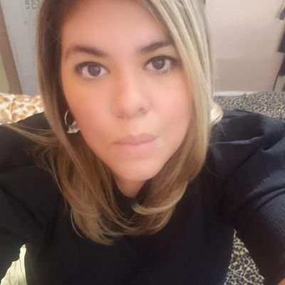 xintyux's profile picture. 