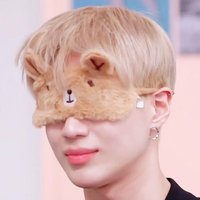 y (@_071893) 's Twitter Profile