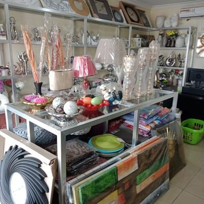 poshradinvest's profile picture. We deal on Interior decorations and designer perfumes. 
Call/whatsapp 08133653660, 
Instagram @poshrad,
Shop @ Swiss park mall shop A4 Amuwo Lagos