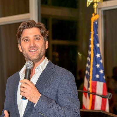 Father of 5 Girls. Husband to Lisa. Patriot. Zionist. Proud Jew. Founder of Groisman LLC. Host of Standpoint with Gabe Groisman podcast, weekly columnist