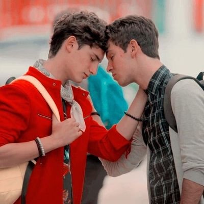 Cuenta dedicada para las mas bonitas escenas de la Pareja más linda #Aristemo👬 / El corazón nunca se equivoca. 🌈 Fan account Cuenta personal: @adolfomontaneez