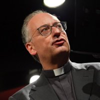 Antonio Spadaro(@antoniospadaro) 's Twitter Profileg