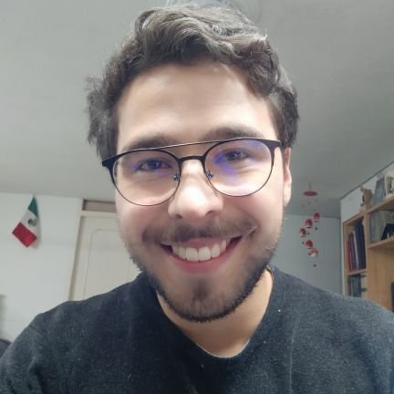 Soñador, adicto a los minichips y muy.......... perezoso (además de ser desarrollador de software)
