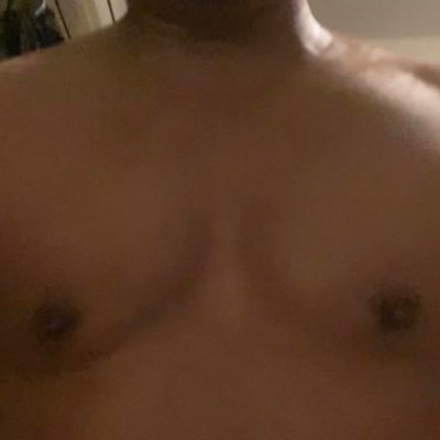 177 85 40ウケ セックスしながら汗かいた身体を舐めたり擦り合わしたりするのに興奮します。 厚い胸板と乳首好しゃぶるのが大好きで胸板に顔押し当てながら乳首しゃぶらせてください 最後はケツマン使っておもいっきりぶっ放して欲しいです。