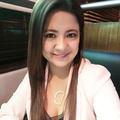 Odontóloga 😷
Endodoncista de ❤️
Soñadora, sincera y Felíz
