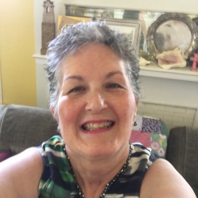 Feeelance writer, mother of two grown daughters, blogger, and folk artist.