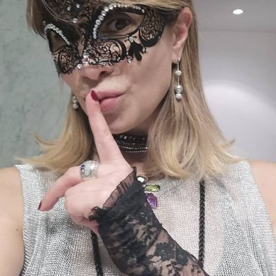 NormaDS4's profile picture. Madre biológica de 2, y adoptiva de otros 2 callejeros de 4 patas.