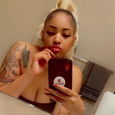 Mommy 👩👧👦❤️
Medical Field 🧬💊
FB: Kay Nicole 👤
You in my business? Don’t do that 🤗