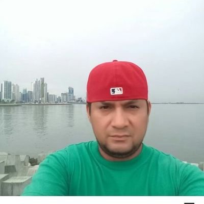 Alex25guerra4's profile picture. 