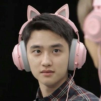 kyungsoo: random baby noises
 she/they