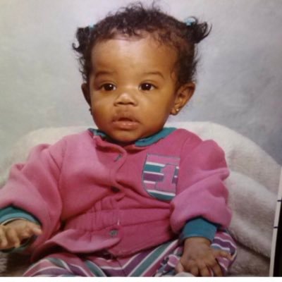 Crowned at birth #Leo♌️💚.....{BeautifullyFLAWED}💁🏾😈💅🏾👠👛💋💲☺️M&M 👶🏽👶🏽❣️🙌🏾 ♥️is♥️