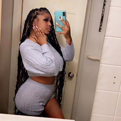 Employed| 25♓️